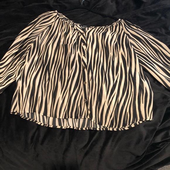 Forever 21 animal top - Picture 2 of 2